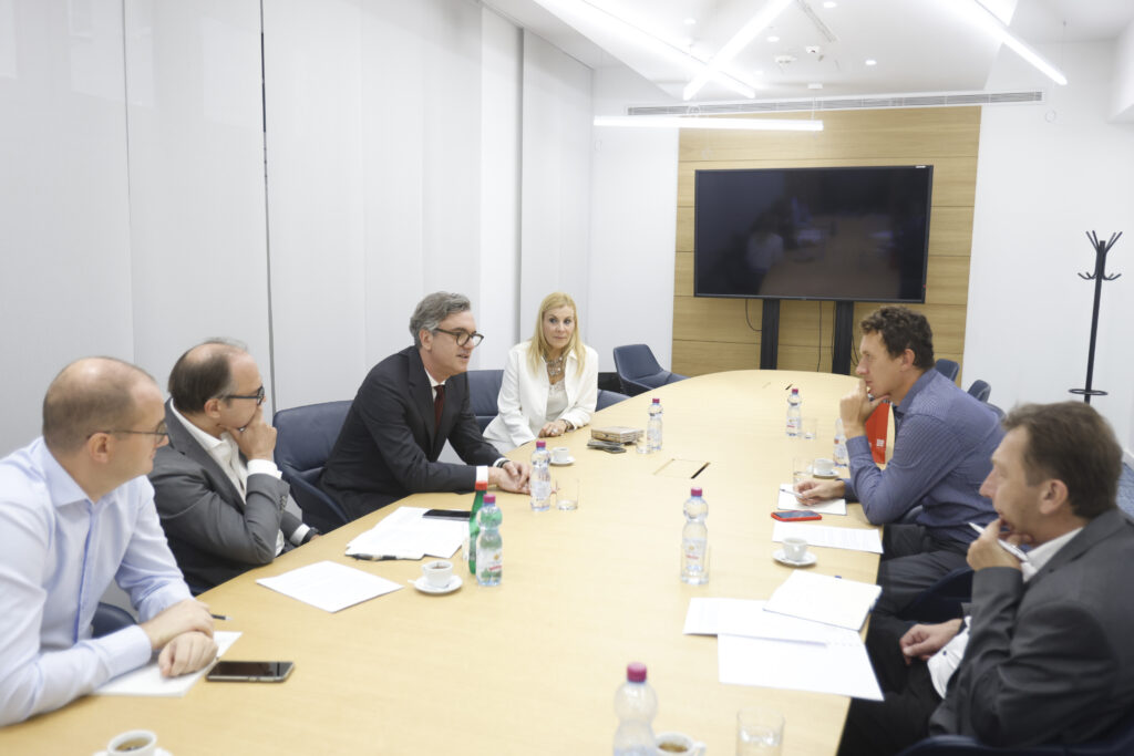 Novi klijent: rudnik. za Privrednu komoru Srbije organizuje press putovanje austrijskih ekonomskih novinara